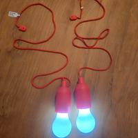 2 lampadine led a pile da appendere