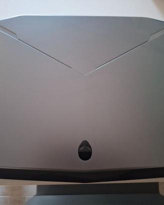 Alienware 17 (2015) - i7-4910MQ / GTX 880M 8GB