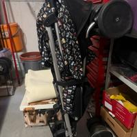 Passeggino leggero fendi