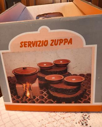servizio zuppa in terracotta