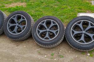 Cerchi Ford 18" con gomme 