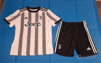 Completo calcio hotsell juventus bambino