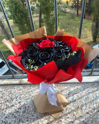 Fiori in raso fatti a mano