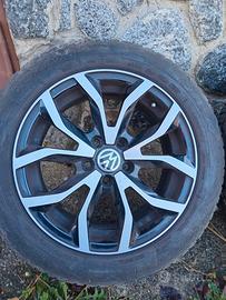 4 cerchi in lega + pneumatici estivi per  VW polo