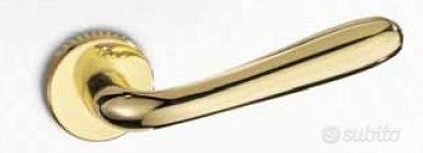 Cp maniglia con rosetta serie derby ottone lucido