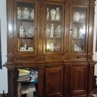 Credenza in legno di Noce