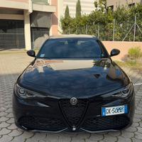 Alfa romeo Giulia Estrema 2.2 210 cv Q4