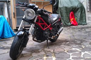 Ducati Monster 695 A2