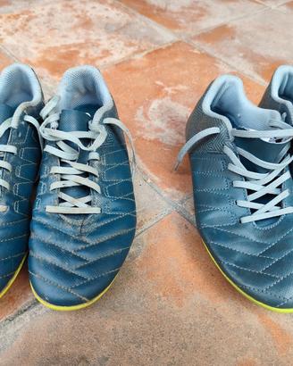 2 coppie di scarpe calcio/rugby bambino 35/36