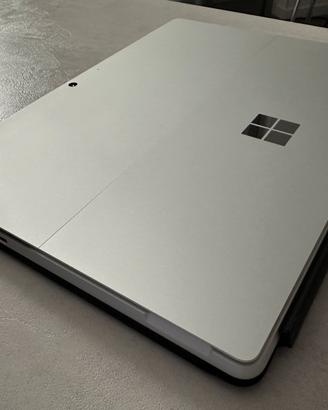 SurfacePro 9 i5/8GB/256GB+Surface Dock-Vetro rotto