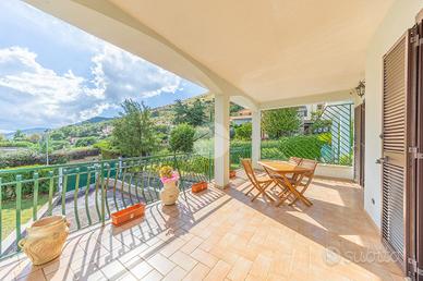 PORZIONE DI BIFAMILIARE A TIVOLI