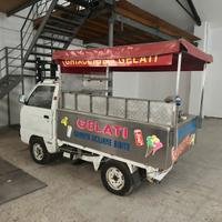 Autonegozio furgone gelati street food