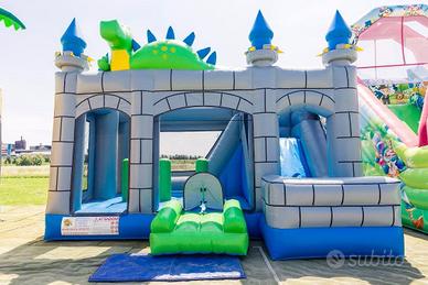 Castello gonfiabile per bambini usato - gioco