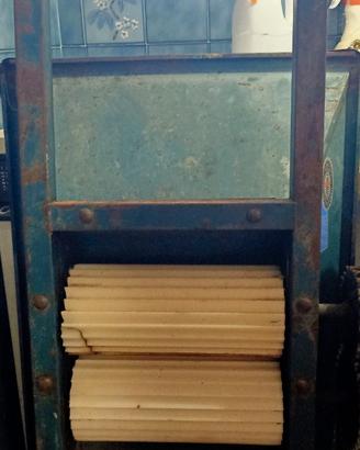 Pigiatrice uva manuale