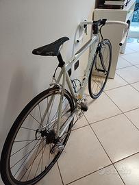 bici da corsa Bianchi taglia S
