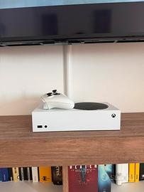 Xbox serie S bianca  da 1 TB SSD + gamepad