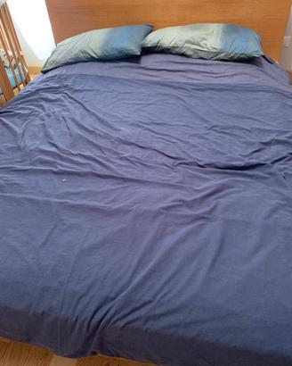 Letto Ikea usato con spalliera porta oggetti