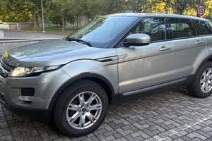 LAND ROVER Range Rover Evoque 2.2 TD4 5p. Pure
