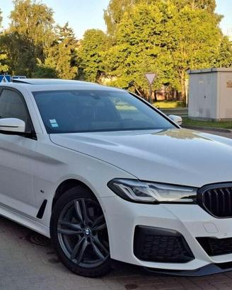 RICAMBI X BMW 520 ANNO 2022