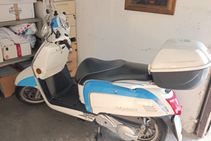Kymco 200i
