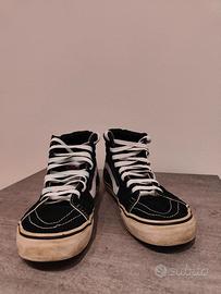 Scarpe Sneakers Vans Skate Shoes Nere e Bianche