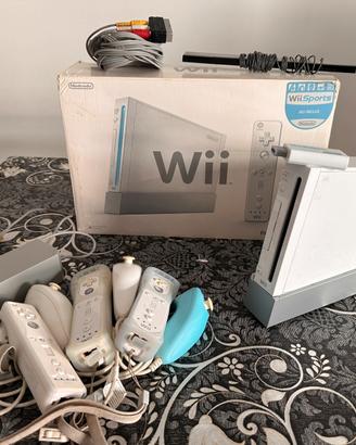 Nintendo Wii 3 controller uscita HDMI