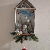Casa con paesaggio di Natale artigianale
