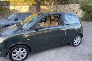 LANCIA Y MULTIJET 1.3 16V PLATINO