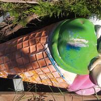 insegna cono gigante