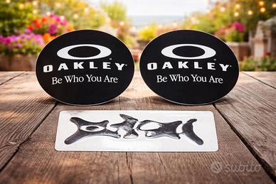 Adesivi Oakley Set 3 Pezzi Logo Be Who You Are ✨