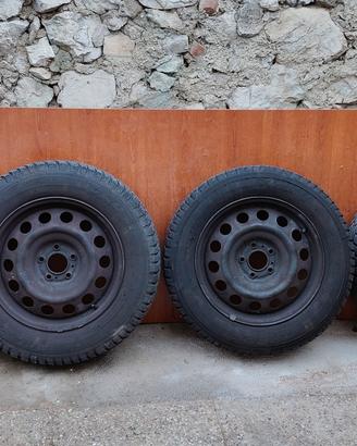 cerchi con gomme invernali Citroen C4 gran picasso