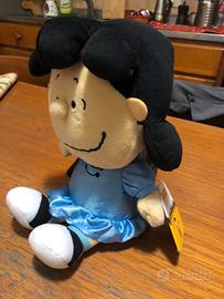 Lucy mafalda peluche peanuts