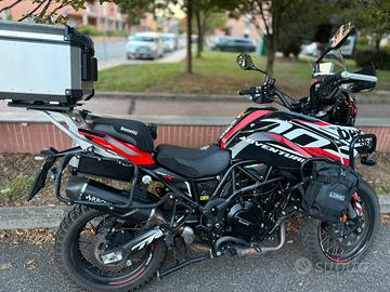 TRK 702X