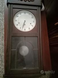 Orologio a pendolo vintage