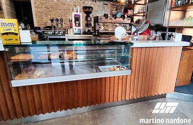 Arredamento bar ifi con vetrina fredda cm.250