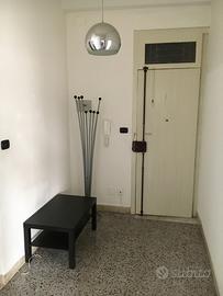 Due singole per studentesse zona c.delle province