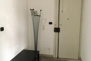 Due singole per studentesse zona c.delle province