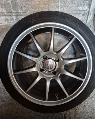 5 cerchioni con gomme