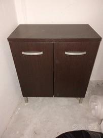 Mobiletto wengé a due ante 