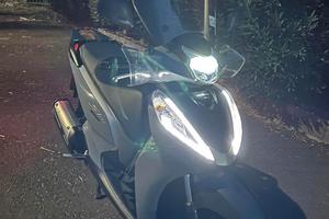 Honda sh 300