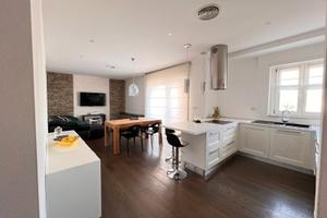 Ampio trilocale in Viale Umberto I, 128