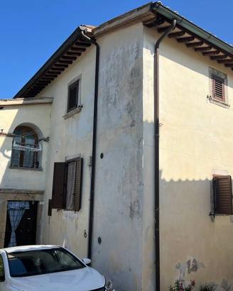 Appartamento di 87 m² con 3 locali a Sellano