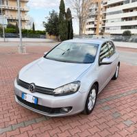 Volkswagen Golf VI 1.6 TDI DSG Highline