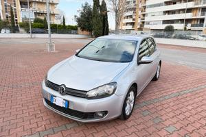 Volkswagen Golf VI 1.6 TDI DSG Highline