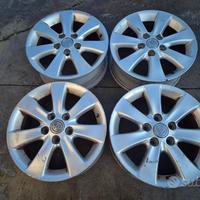 Cerchi In Lega Da 16" Per Toyota Corolla 2006