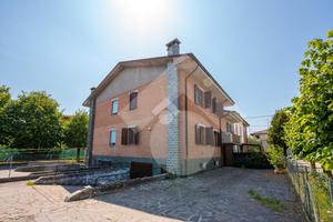 PORZIONE DI BIFAMILIARE A CASTELFRANCO EMILIA