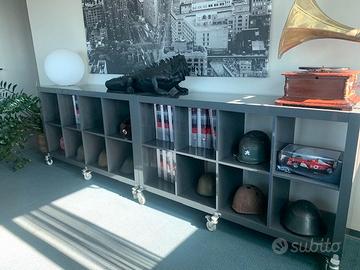 Scaffalature mobiletti grigi, laccati