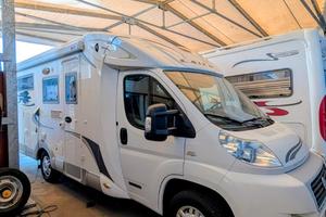LAIKA X650R SEMINTEGRALE CON BASCULANTE