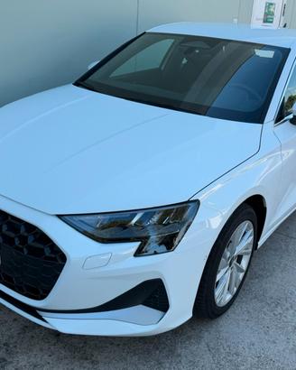 Audi A3 1.5 tfsi 116cv 4cilindri Immacolata UNIPRO