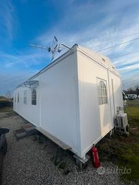 Container prefabbricato